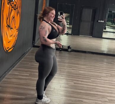 Full leaked Flawlislawlis private onlyfans photo