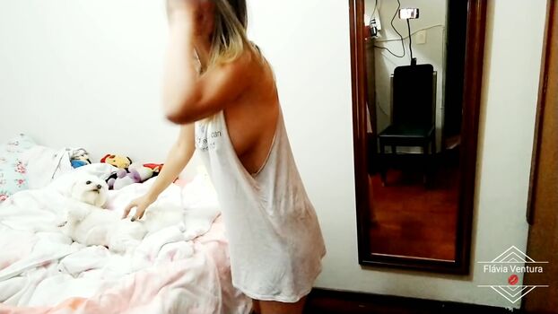 Flávia Ventura