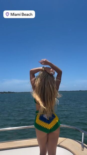 Gabi Martins