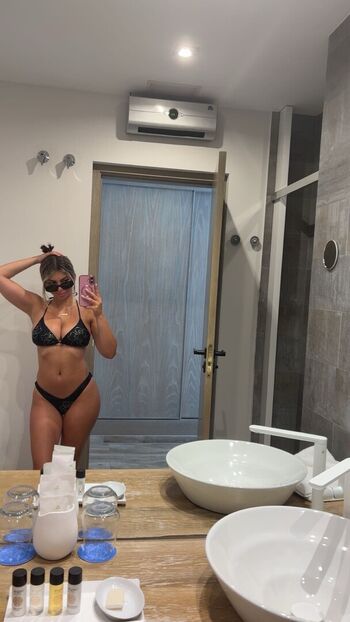 gaby_zola