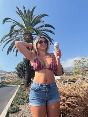 gaby_zola