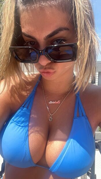 gaby_zola
