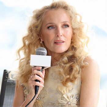 Gillian Anderson