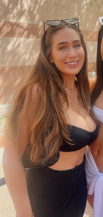 Gina Lewis