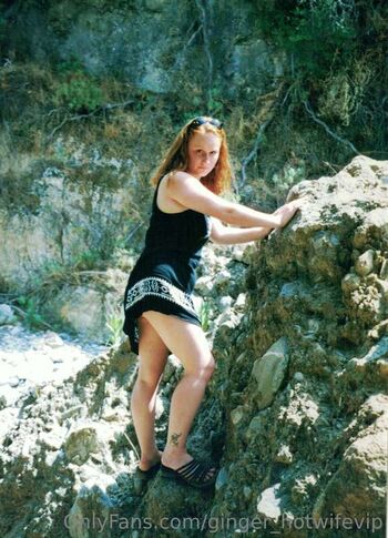 Ginger_hotwifeVIP