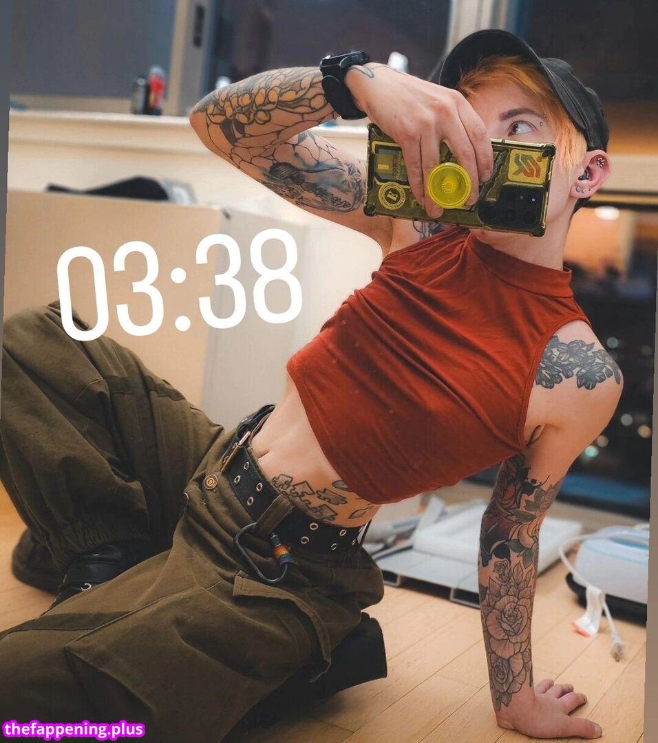 Girls With Colored Hair ???? / Haelle / haelle_ Nagie OnlyFans Zdjęcie #17