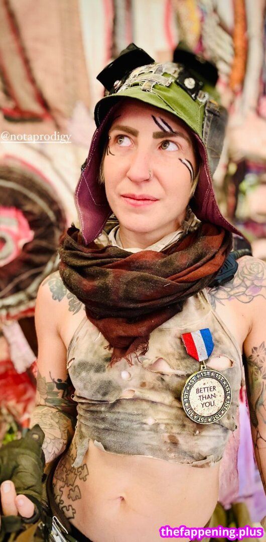 Girls With Colored Hair ???? / Haelle / haelle_ Φωτογραφία Γυμνών OnlyFans #21