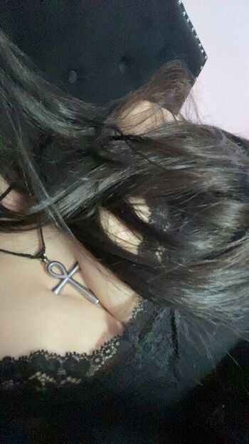 gothbihhhh