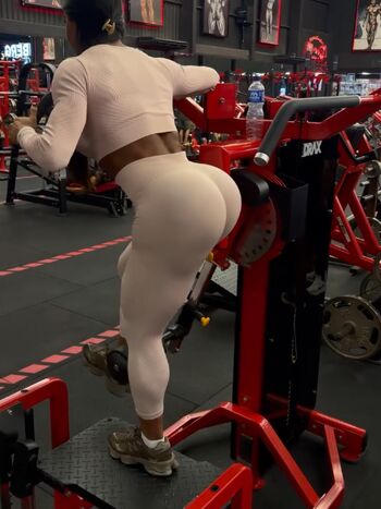 Gracyanne Barbosa
