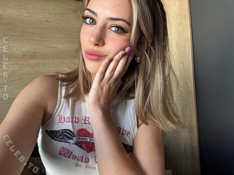 Hailey Jones