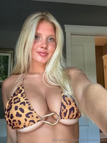 hallieebrooks