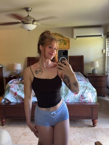 hannah_inthegym