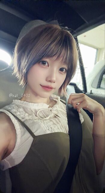 Full leaked Who is this / private onlyfans photo