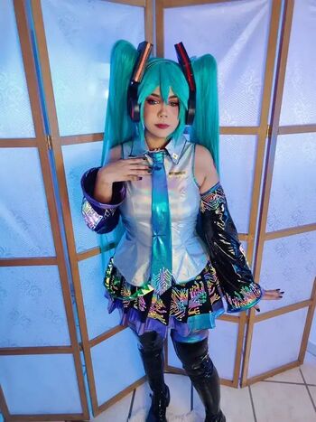 Hatsune Miku Cosplay