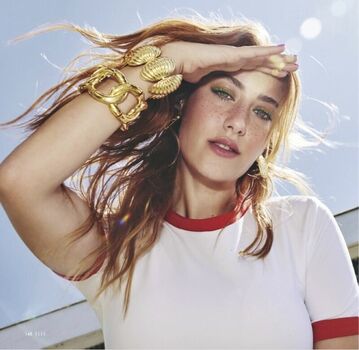 Hazal Kaya