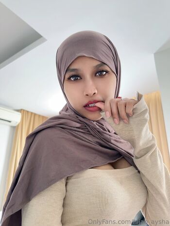 hijab_aysha
