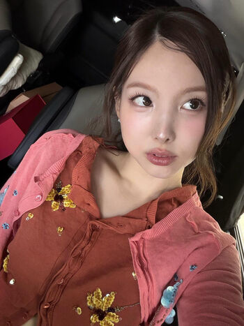 I’m Nayeon