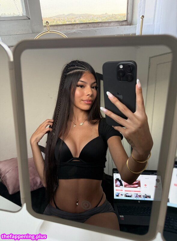 iisabella.ann / iisexylatina Photo OnlyFans Nu #26