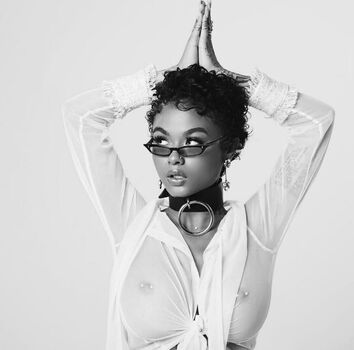 Full leaked India love private onlyfans photo