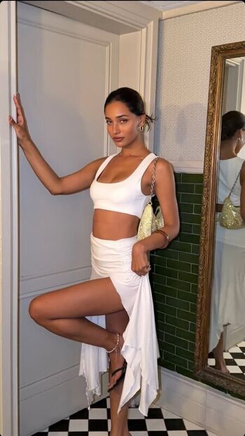 Isha Kaur Dhillon