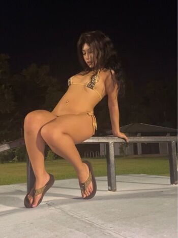 its_that_girl_983