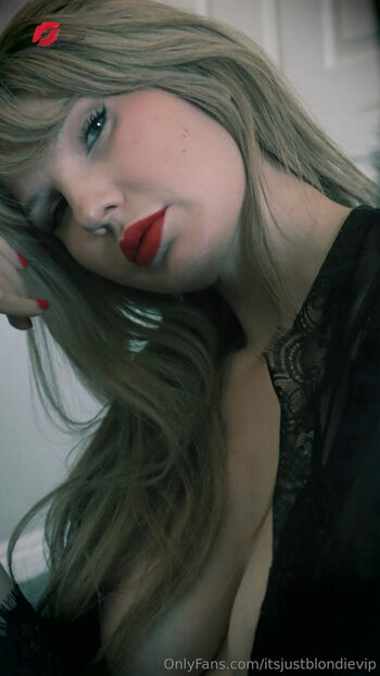 Itsjustblondie -Itsjustashley13