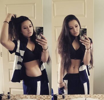 jackiee_elana_chan