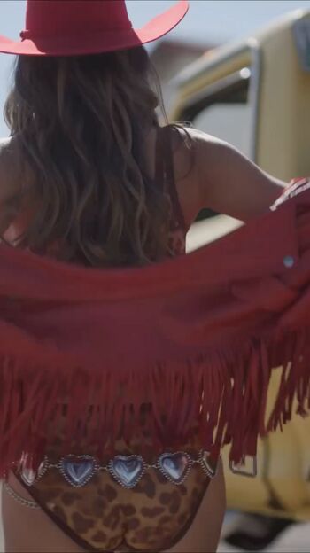 Jana Kramer