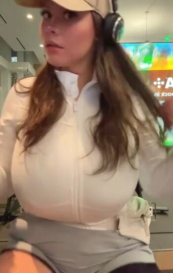 Full leaked Jazzlovescoffee private onlyfans photo