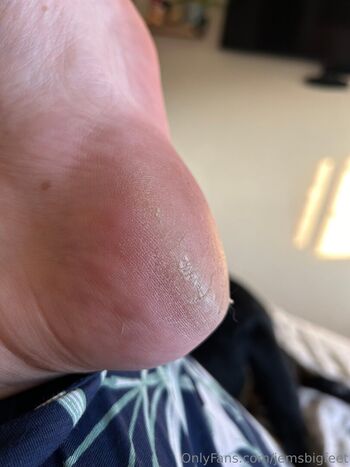 jemsbigfeet