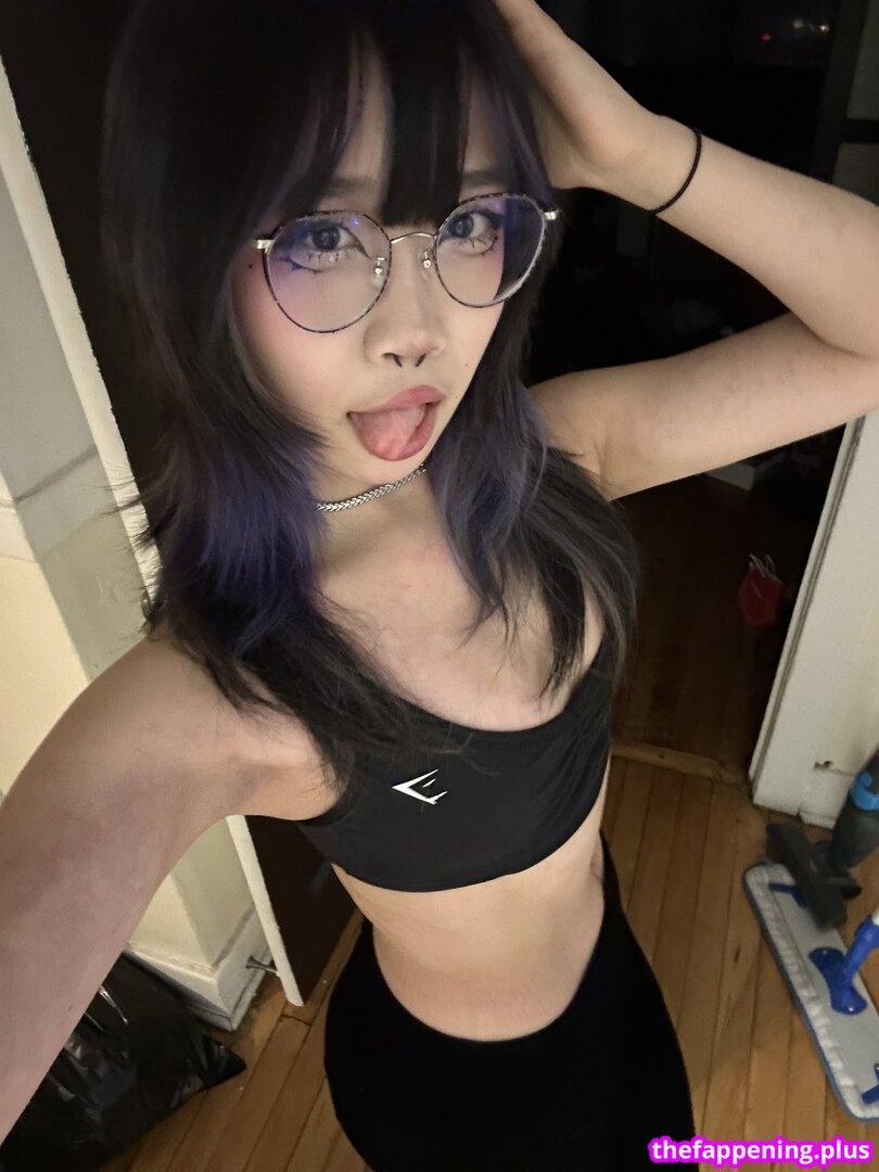 Janet He / https: / jjanethe / jjanethee / jjanether6 Fotografie OnlyFans Dezbrăcată #22