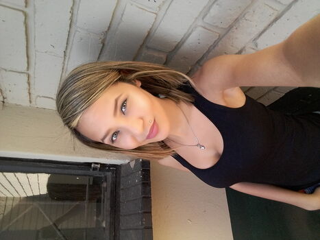 Joslyn Jade