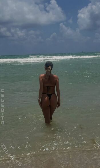 Julia_2122