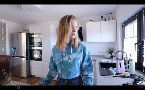 Full leaked Julia beautx private onlyfans photo