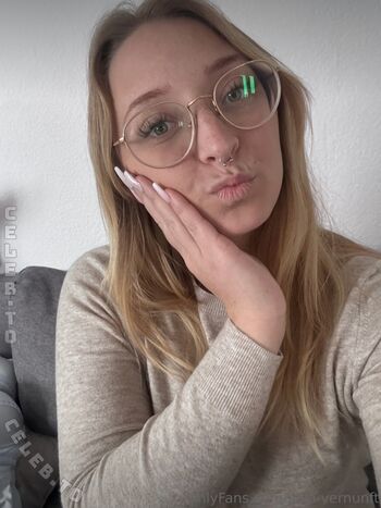 Full leaked Julia vernunft private onlyfans photo