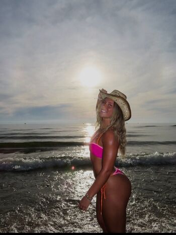Kaleigh Kehrwecker