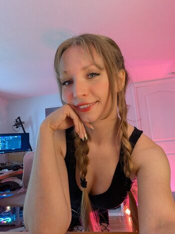 Kamicakes Asmr