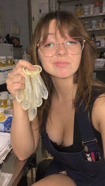 katie_elizzy_bugs