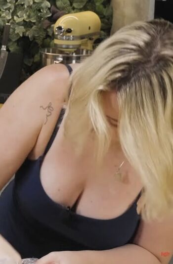 Full leaked Mandysweet/ private onlyfans photo