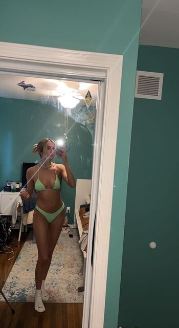 Kelsey.yessian