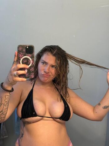 Full leaked Kelsiesblues private onlyfans photo