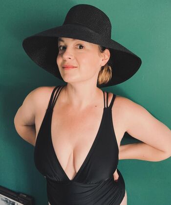 Kimberly Nixon