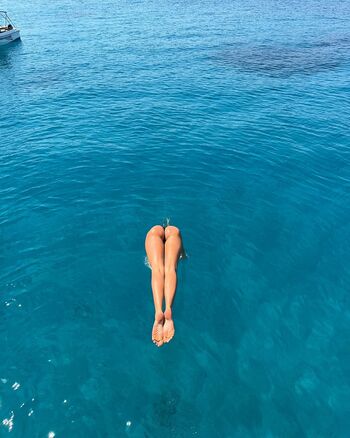 Full leaked Klarahellqvistt private onlyfans photo