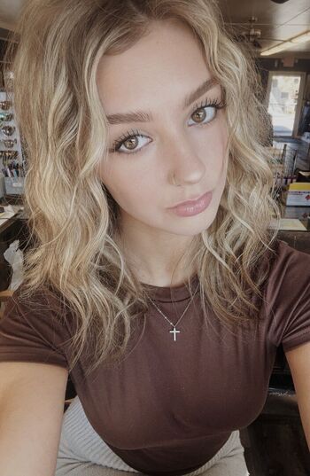 krystinh_