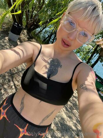 ladyy_diamond