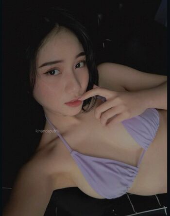 Laras Kinanda Putri