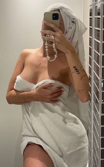 Larissaxra