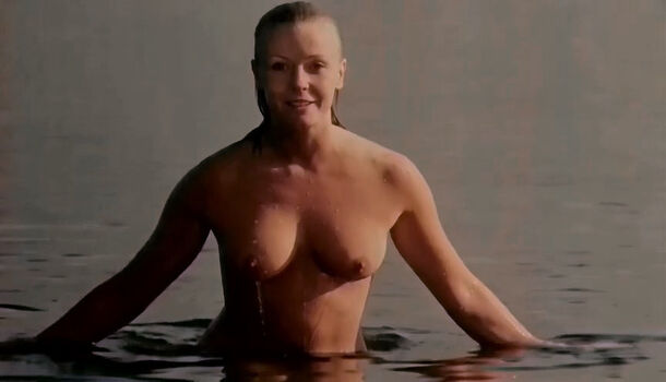 Laura Harris