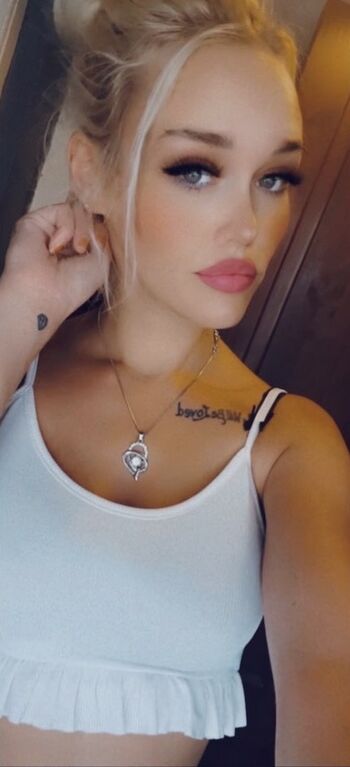 Laura Jayne