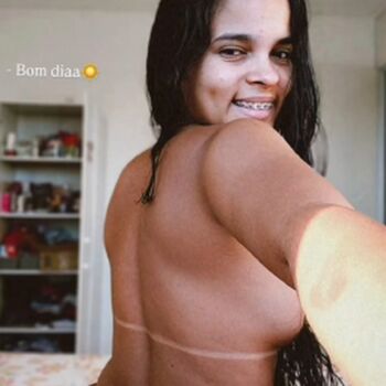Laura Santos